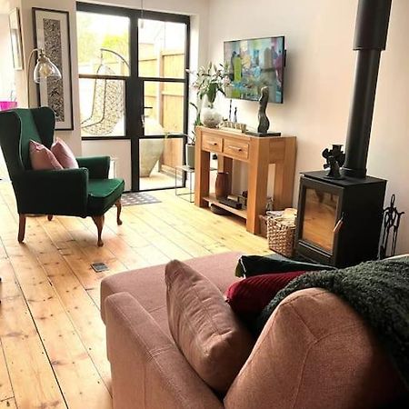 Our Beautifully Renovated Home Chichester Exteriör bild