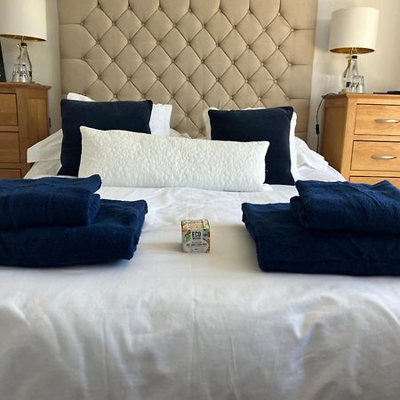 Our Beautifully Renovated Home Chichester Exteriör bild
