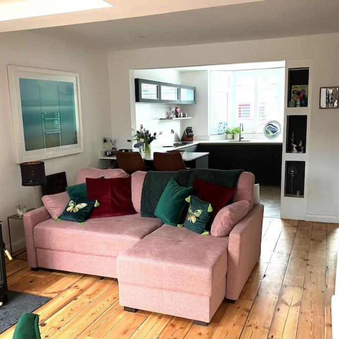 Our Beautifully Renovated Home Chichester Exteriör bild