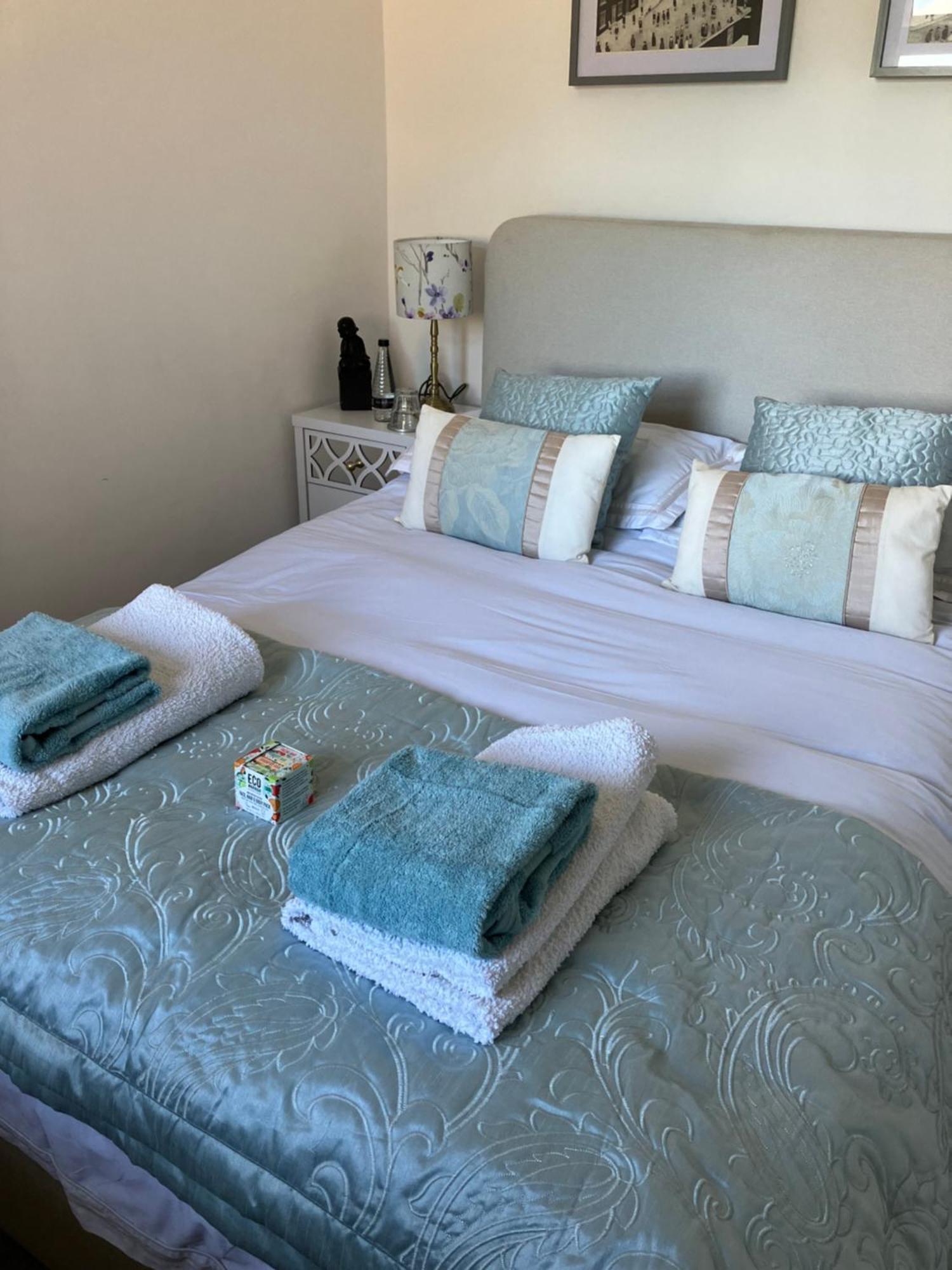 Our Beautifully Renovated Home Chichester Exteriör bild